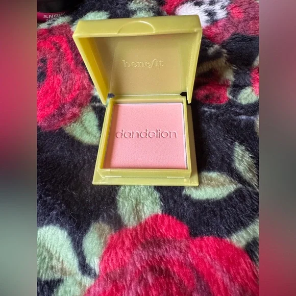 Beauty Bundle! Makeup,Skincare,Haircare NWT - Picture 3 of 7